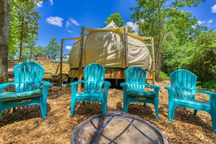 The Aries-A Stargazing, Luxury Glamping Tent Rogersville Exteriér fotografie