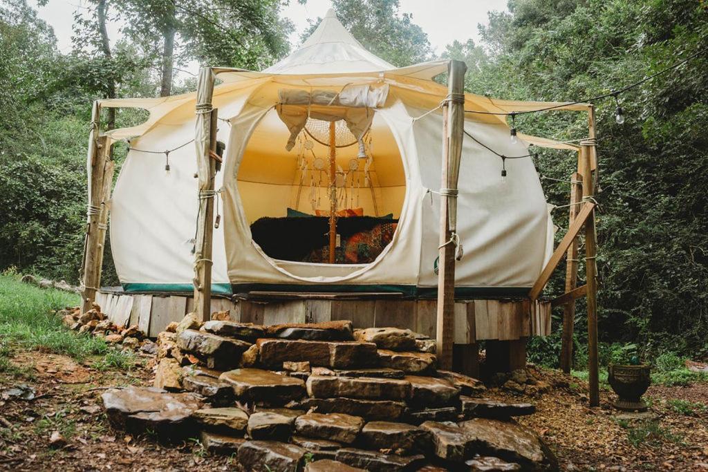 The Aries-A Stargazing, Luxury Glamping Tent Rogersville Exteriér fotografie